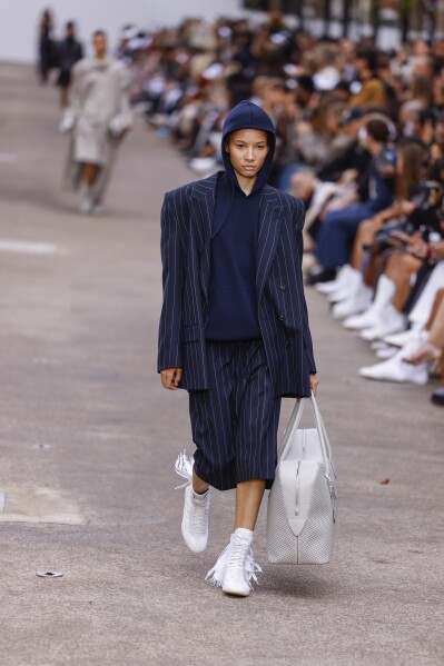 Stella mccartney street style discount